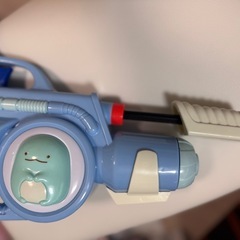 すみっコぐらし　とかげ　水色　ピンク　水鉄砲　ウォーターガン　の画像
