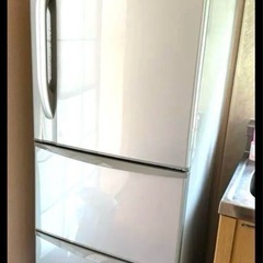 TOSHIBA冷蔵庫375LGR-A38N(S)大容量3段ガラス棚 2009年製の画像