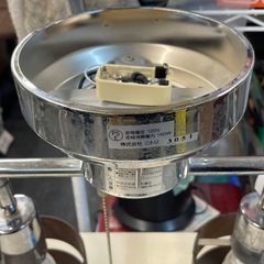 【中古】¥2,000　ニトリ　4連ライト　天井照明【IH144】の画像