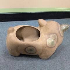 猫の植木鉢の画像