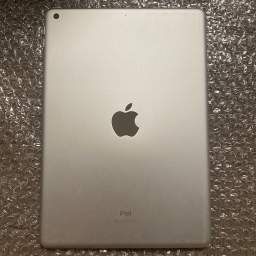 iPad第8世代　本体