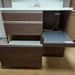 キッチンボード 島忠 幅100cm 高さ 190cmの画像