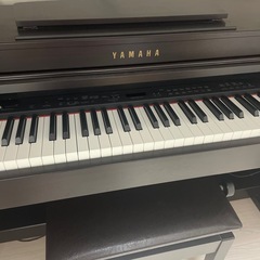 電子ピアノ
の画像
