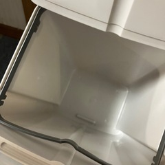 2段ゴミ箱の画像