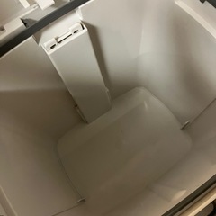 2段ゴミ箱の画像