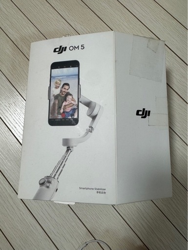 DJI OM5 スマートフォンジンバル スタビライザー