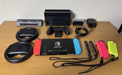 Nintendo Switch本体 Joy-Con
ハンドルセット まとめ売り