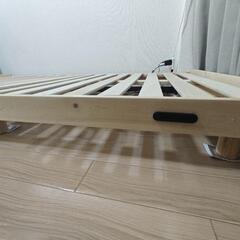 コンセント付きシングルベッドの画像