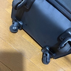 国内キャリーバックの画像