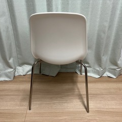 IKEA 椅子　ホワイトの画像