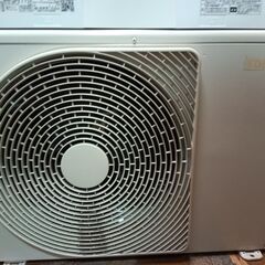 安心の電気工事士がお伺い致します！少し大きめ8畳用！お掃除機能など充実！取り付け工事付き！取外し工事無料！保証付き！配送込み♪エリア限定の画像