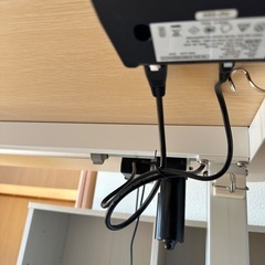 【美品】木目のMAIDESITEの電動昇降デスクの画像