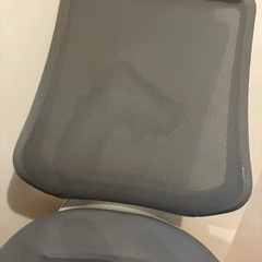 コクヨ ing イング ヘッドレスト付の画像