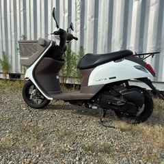 新車状態に近い　走行59k  4サイクル スクーター　スズキレッツバスケットの画像