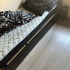 シングルベッド　マットレス付き