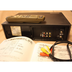 ビデオデッキ　VHSデッキ VZ-H660型　SANYOの画像