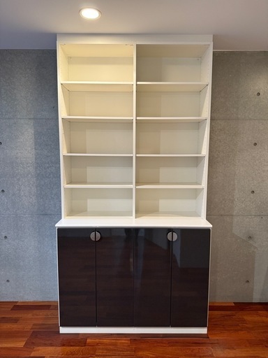 オーダーメイド　MANONE高級　収納棚　本棚