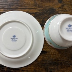 NARUMI  ティーカップ　ソーサーの画像