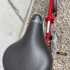 折りたたみ自転車の画像