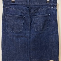 ユニクロ UNIQLO デニム膝丈スカートの画像