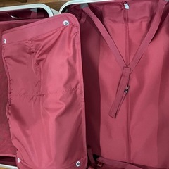 スーツケース70L （車輪の修理必要）の画像