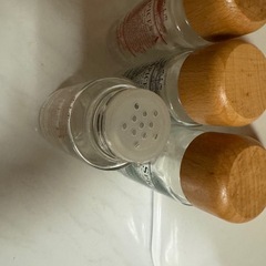 お取り引き決定　カントリー　スパイス入れの画像