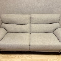 お値下げ中【ニトリ】3人掛け布張りソファの画像