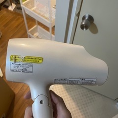 ヘアドライヤーの画像