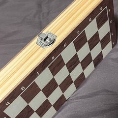中古 折りたたみ式木製チェスセットの画像