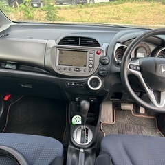 平成20年式フィット　車検長い！　車検R9年2月27日　57400K カーナビ、ETC バックカメラ付き！5人乗り！コミコミ価格！の画像
