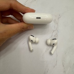 【Apple】Airpods Pro 第1世代 本体 両耳イヤホンの画像