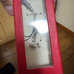 飛行機のストラップの画像