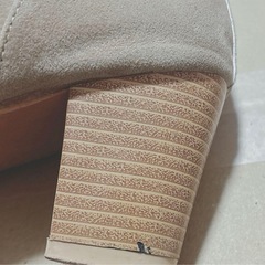 レディース スエードショートブーツ ベージュの画像