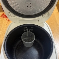 炊飯器の画像