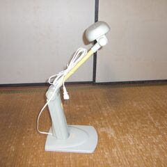 ０円　卓上電気スタンドの画像
