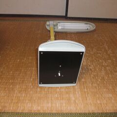 ０円　卓上電気スタンドの画像