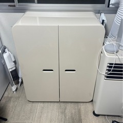 綺麗！事務所用棚の画像