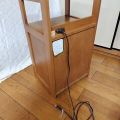 世田谷区近辺配送可能　天然木　コンセント付　炊飯器台　キッチン収納　 レンジ台 　食器棚　 引き出し　幅45㎝×奥行38㎝×高さ78㎝ の画像