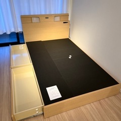 セミダブルベッドの画像
