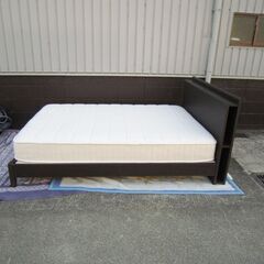 ◆在庫処分特価 ◆当日お持ち帰り限定 ◆店頭販売優先（お取り置き不可）  ダブルベッド（ベッドフレーム＋マットレス）セットの画像