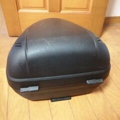 バイクのリヤボックス(受け渡し者が決まりました)の画像
