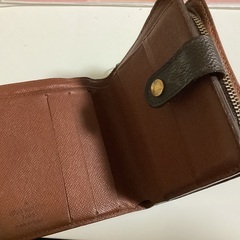 ルイヴィトン　二つ折り財布の画像