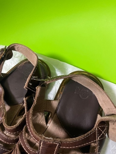 Dr.Martensサンダル