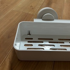 美品　ニトリ 吸盤ボトルラックの画像
