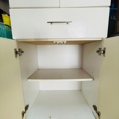 食器棚（ホワイト）の画像