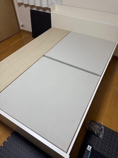 【お渡し者決定】ダブルベッドの収納付きベットフレーム