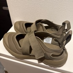無印良品　スニーカーサンダルの画像