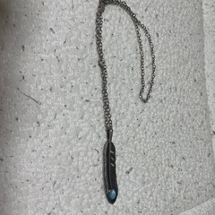 ネックレスと指輪とブレスレットの画像