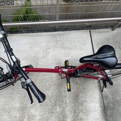 電動アシスト折畳自転車の画像