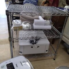 美品　メタルラック　棚　スチールラック　家電　電子レンジ や炊飯器 の棚にも便利の画像